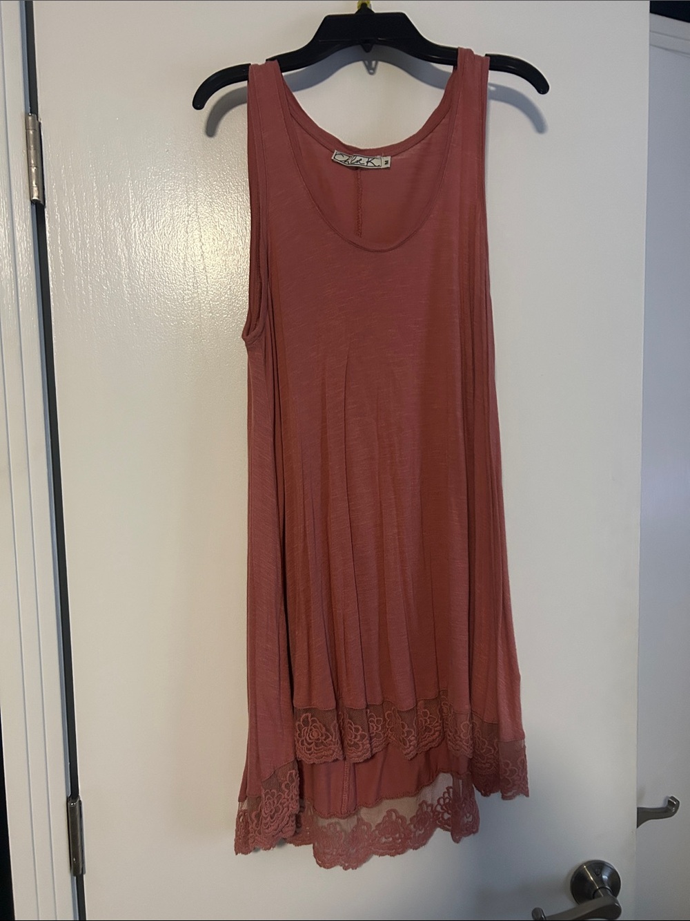 Chloe K Dusty Rose Lace-Hem Tank Tunic